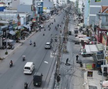 Infrastructure Projects in Ho Chi Minh City Delayed Due to Utility Pole Relocation Challenges