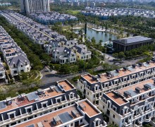 Can Taxing Real Estate Transactions Based on Ownership Duration Help Lower Housing Prices?