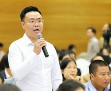 Farmers Concerned About Land Auction Driving Up Land Prices