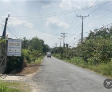 People Willing to Surrender Land for the HCMC - Moc Bai Expressway Project